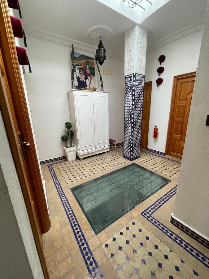 Dar El Hayet Hotel Tangier Bagian luar foto