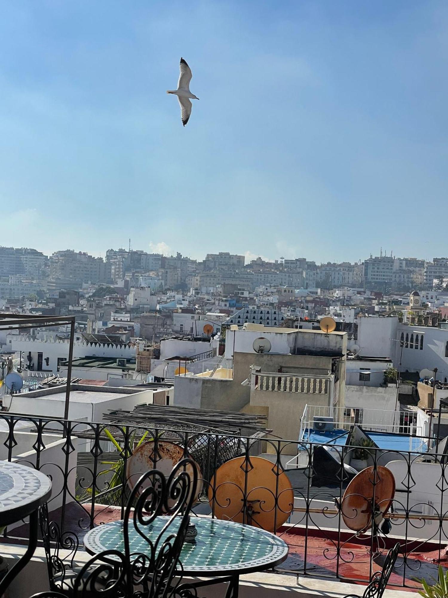 Dar El Hayet Hotel Tangier Bagian luar foto