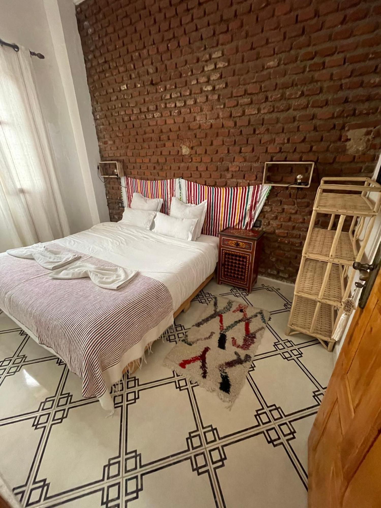 Dar El Hayet Hotel Tangier Bagian luar foto
