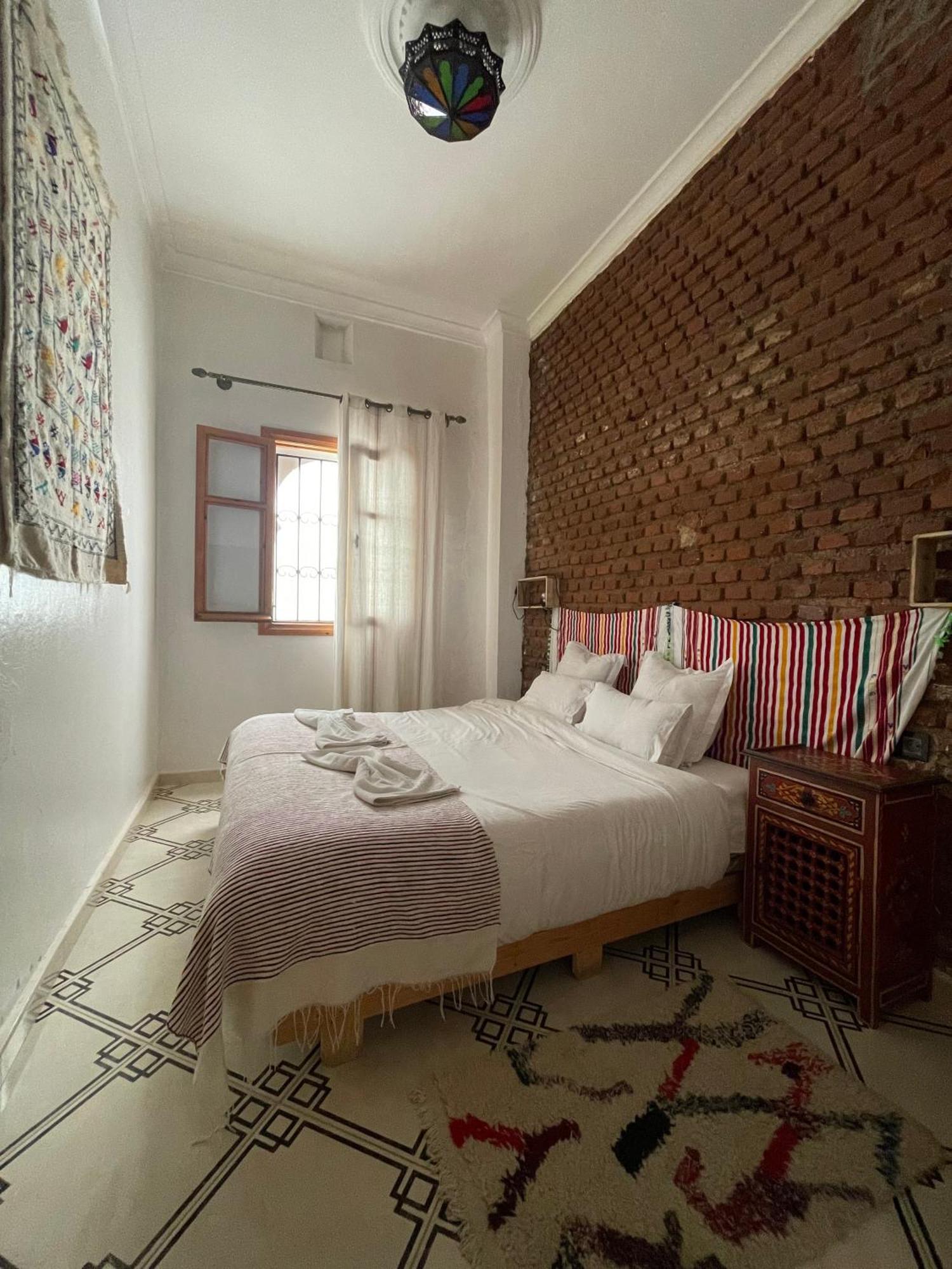 Dar El Hayet Hotel Tangier Bagian luar foto