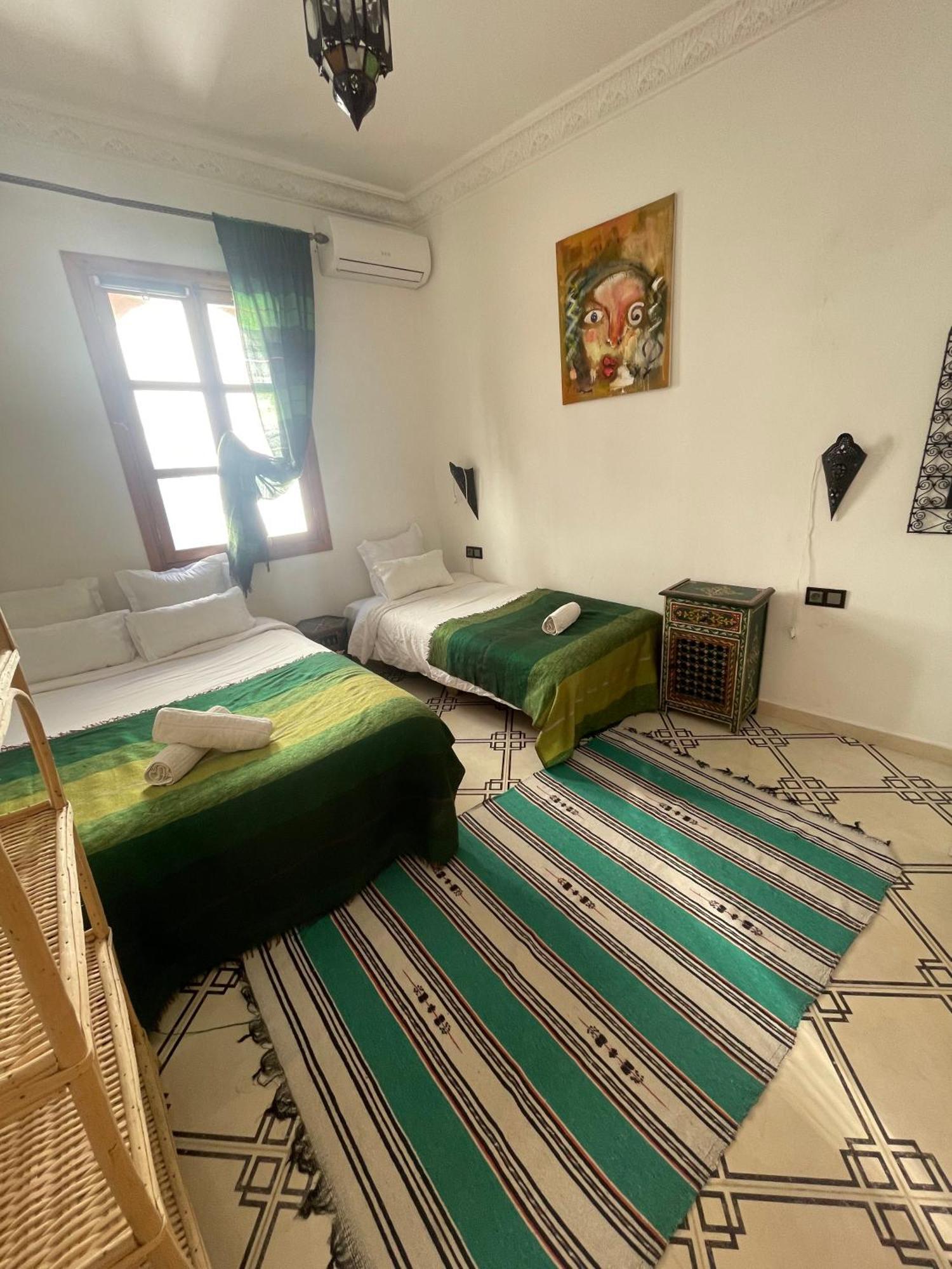 Dar El Hayet Hotel Tangier Bagian luar foto