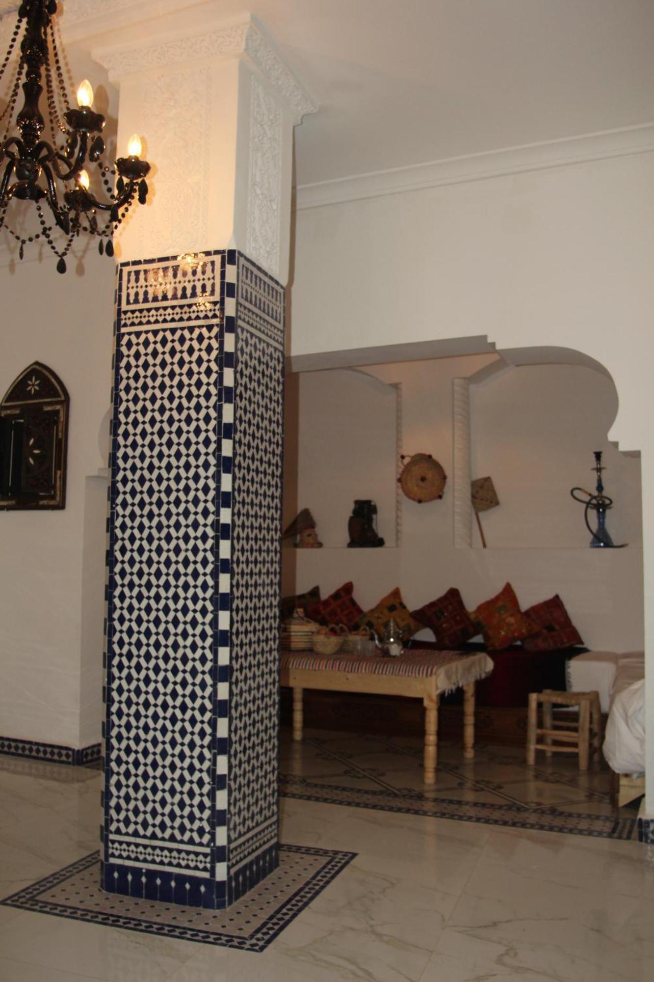 Dar El Hayet Hotel Tangier Bagian luar foto
