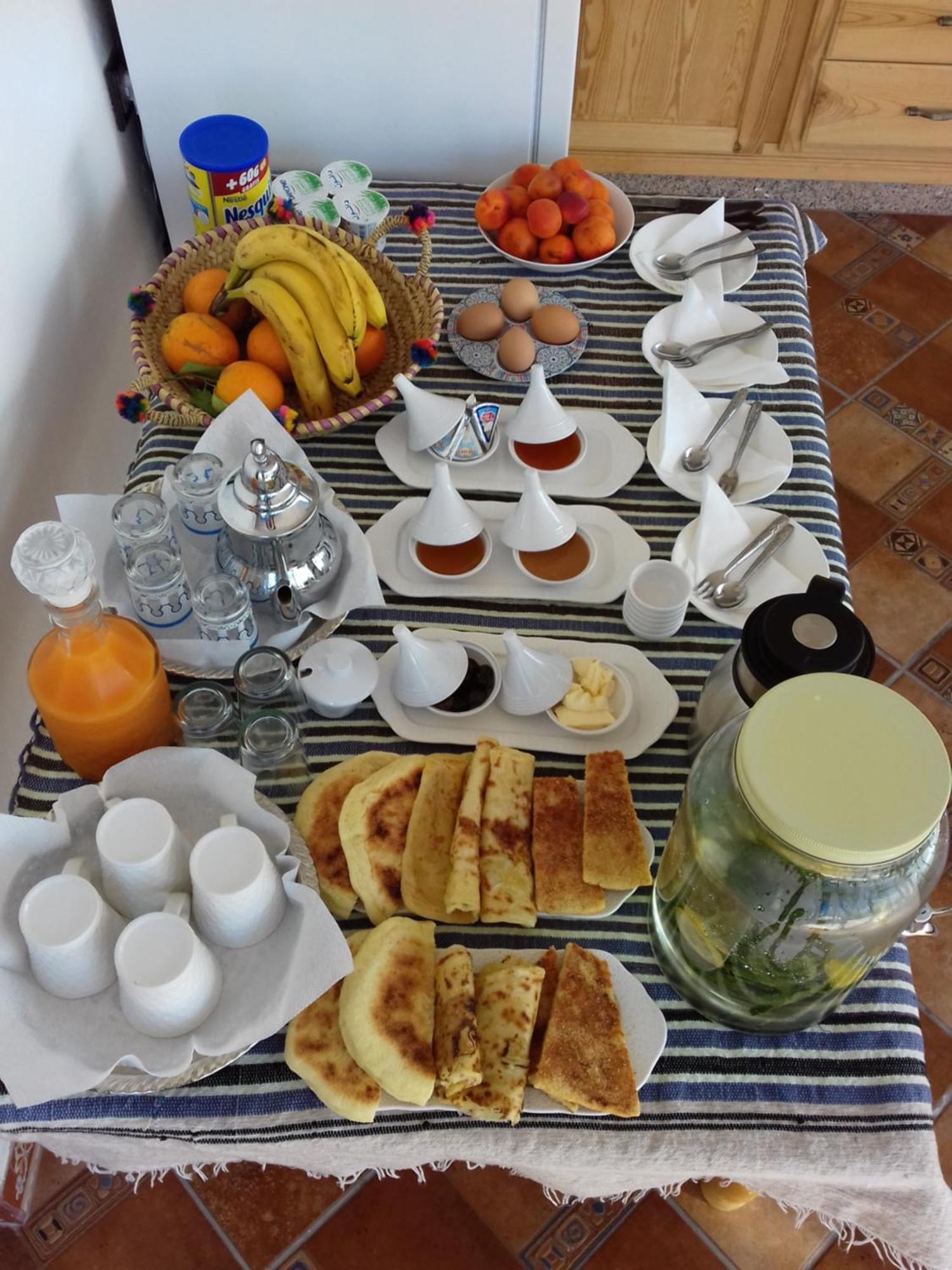 Dar El Hayet Hotel Tangier Bagian luar foto